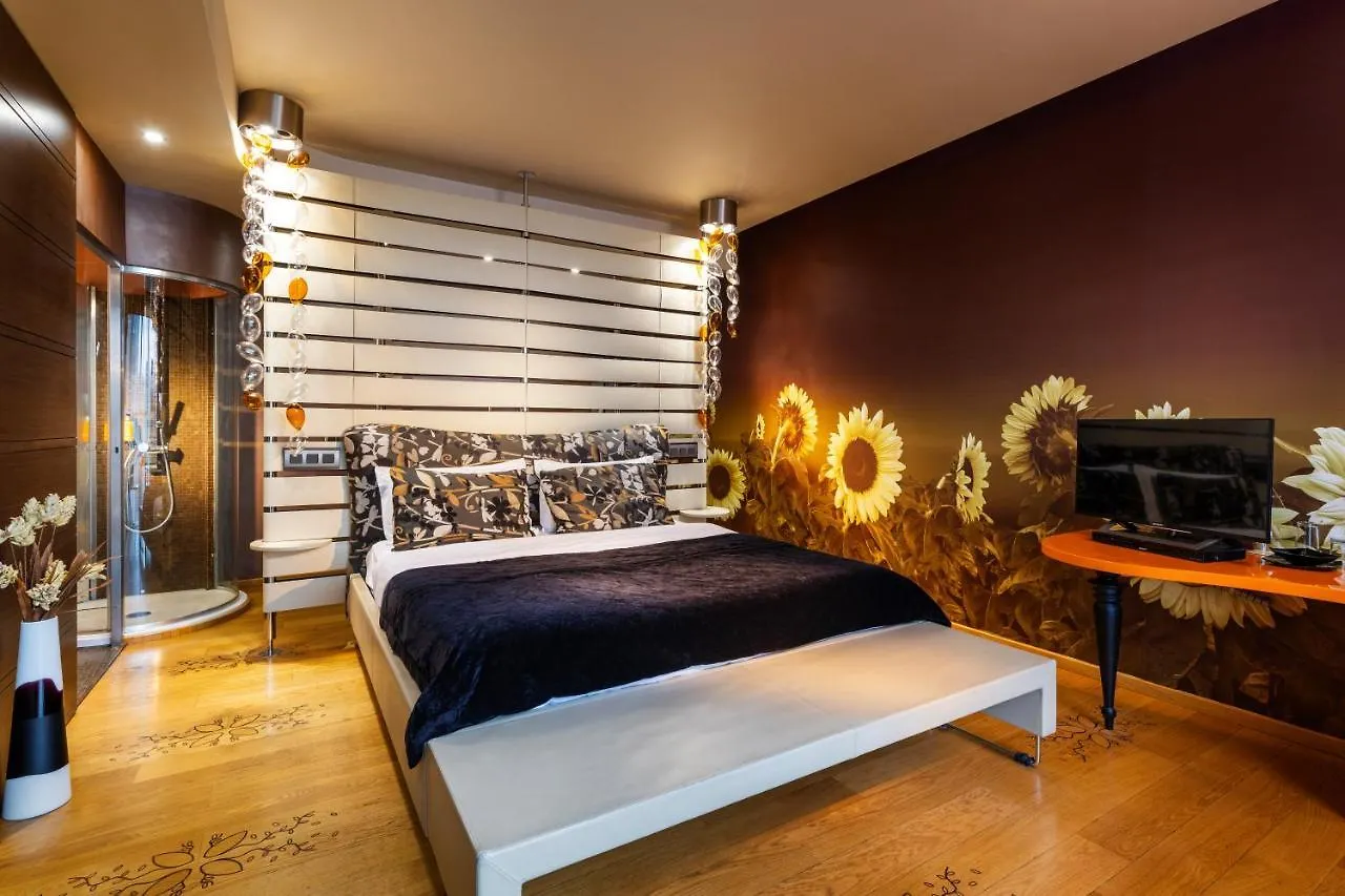 Les Fleurs Boutique Hotel Sofia 4*,